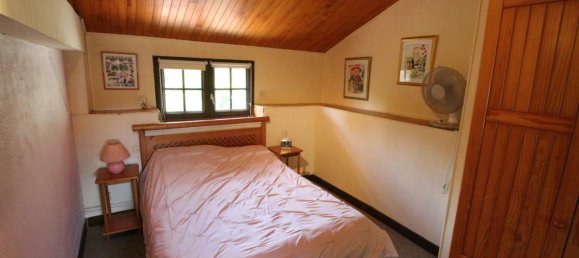 Дом с 8 спальнями в Агри, Франция № 95907 9