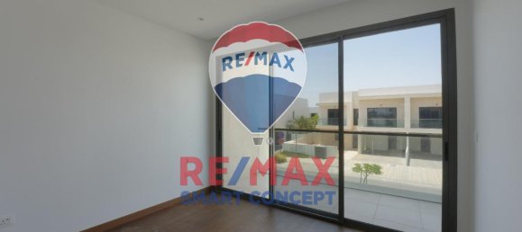 4 Schlafzimmer Villa in Yas Island, UAE, Nr. 31991 9