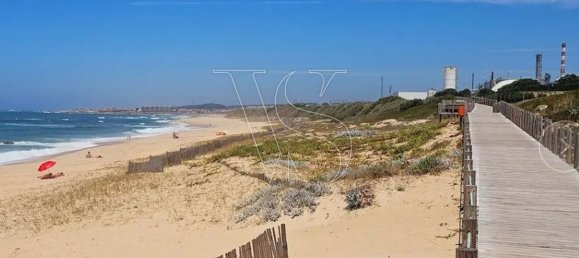 7376m² Land in Matosinhos, Portugal No. 124373 8