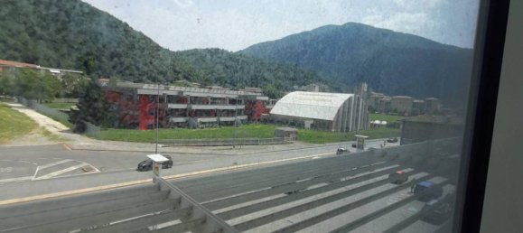 162m² Office in Sarezzo, Italy No. 6473 10