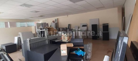 162m² Office in Sarezzo, Italy No. 6473 7