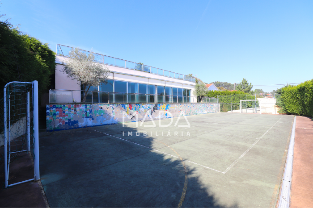 Villa de 5 dormitorios en Braga, Portugal No. 5293