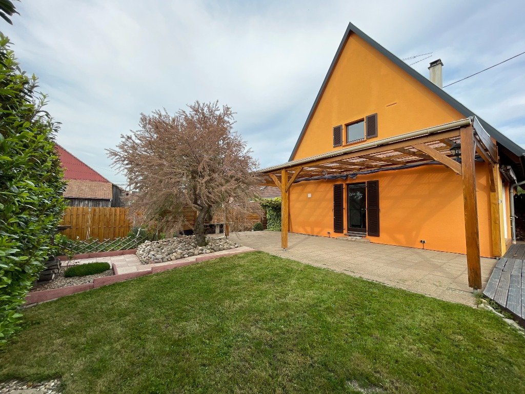 Casa de 3 dormitorios en Muntzenheim, France No. 72809