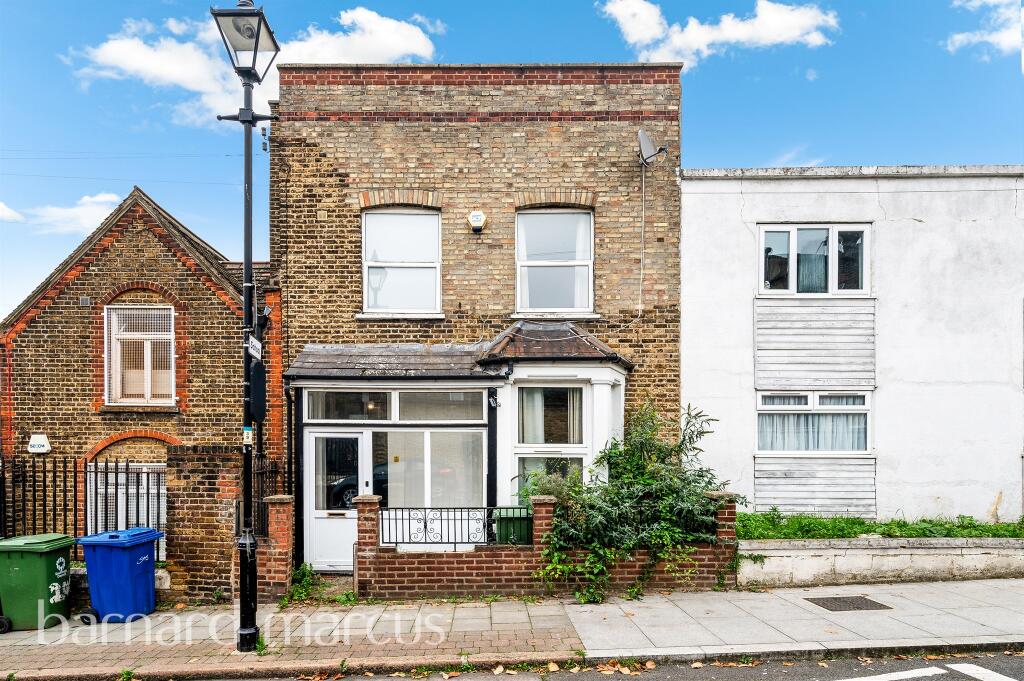 3 Schlafzimmer Haus in London, United Kingdom, Nr. 9882