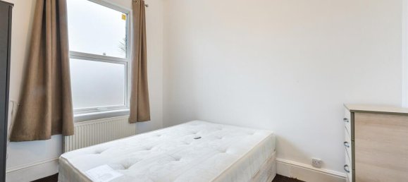3 Schlafzimmer Haus in London, United Kingdom, Nr. 9882 9