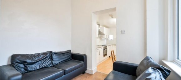 3 Schlafzimmer Haus in London, United Kingdom, Nr. 9882 5