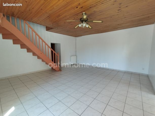 Casa de 2 dormitorios en Charente, France No. 305764