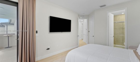 5 Schlafzimmer Villa in Miami, USA, Nr. 615459 23