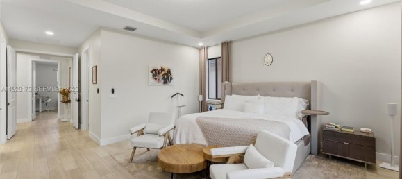 5 Schlafzimmer Villa in Miami, USA, Nr. 615459 4