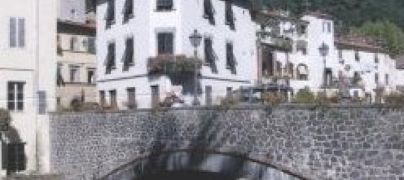 2 bedrooms Apartment in Bagni di Lucca, Italy No. 172 4