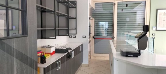 3 rooms Commercial property in Castellana Grotte, Italy No. 28462 6