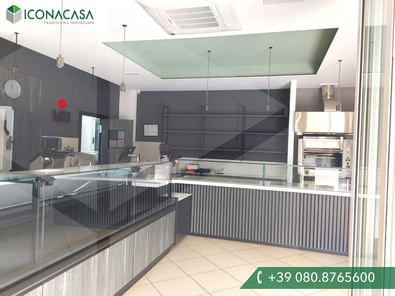 3 rooms Commercial property in Castellana Grotte, Italy No. 28462