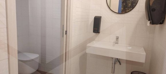 3 rooms Commercial property in Castellana Grotte, Italy No. 28462 28