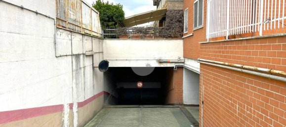 16m² Garage in Rome, Italy No. 148700 3