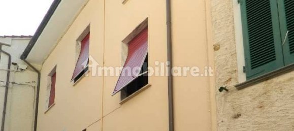 4 rooms Apartment in Seravezza, Italy No. 374497 3