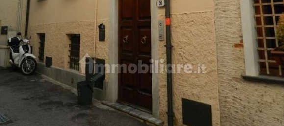 4 rooms Apartment in Seravezza, Italy No. 374497 4