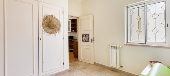 5 bedrooms Villa in Alvor, Portugal No. 21473 3