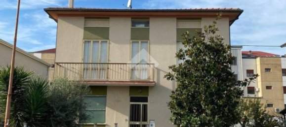 3 bedrooms Apartment in Civitanova Marche, Italy No. 219952 2