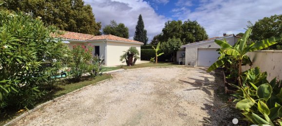 4 bedrooms House in Boe, France No. 321052 2