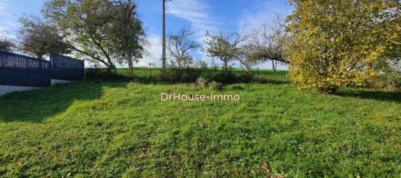 Land in Pierreville, France No. 48012 3