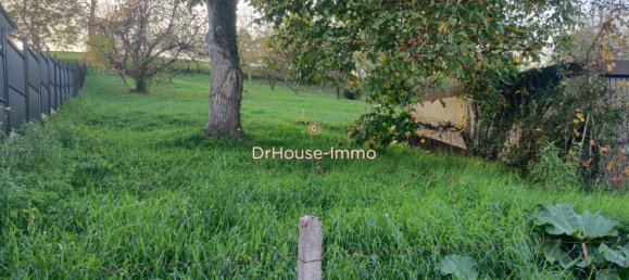  Land in Pierreville, France No. 48012 6