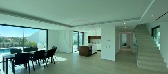 4 bedrooms House in Loule, Portugal No. 125695 7