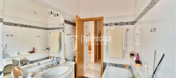 6 rooms House in Porto Sant'Elpidio, Italy No. 59089 5