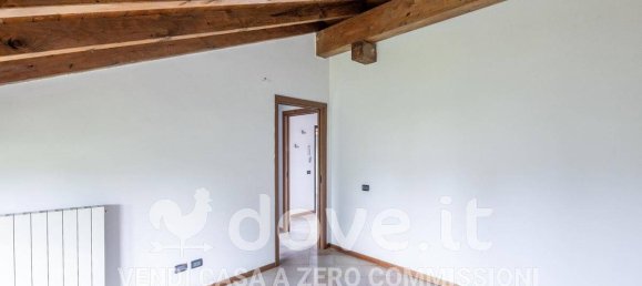Apartamento T1 em Varano Borghi, Italy N.º 378779 2