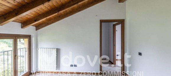 Apartamento T1 em Varano Borghi, Italy N.º 378779 10