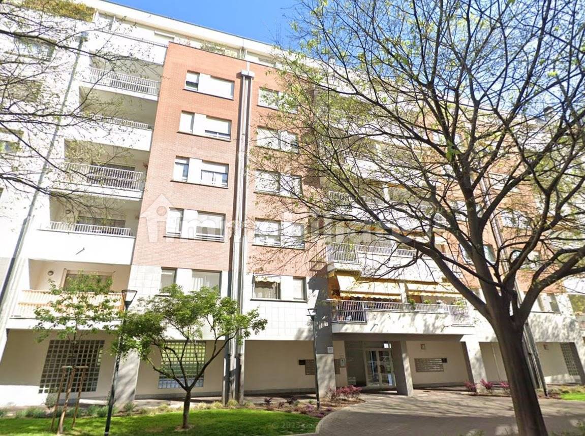 2 Schlafzimmer Wohnung in Milan, Italy, Nr. 347541