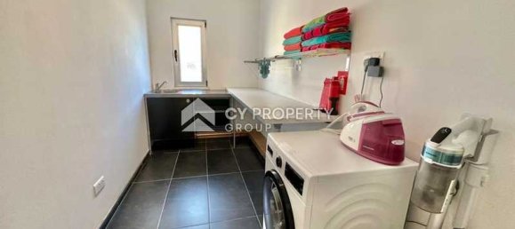 5 bedrooms House in Aradippou, Cyprus No. 12078 8