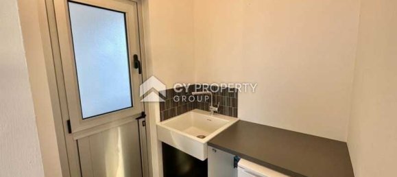 5 bedrooms House in Aradippou, Cyprus No. 12078 7