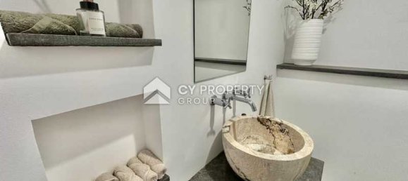 5 bedrooms House in Aradippou, Cyprus No. 12078 16