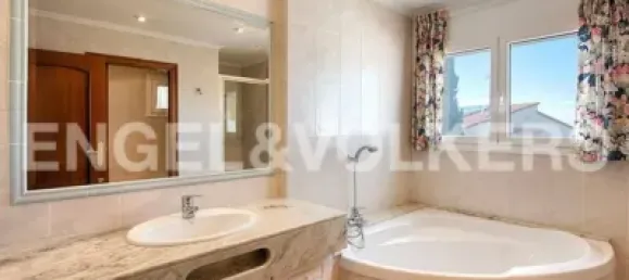 6 bedrooms House in Roses, Spain No. 190371 16