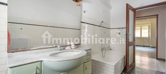 Квартира с 4 спальнями в Кальяри, Италия № 355604 9