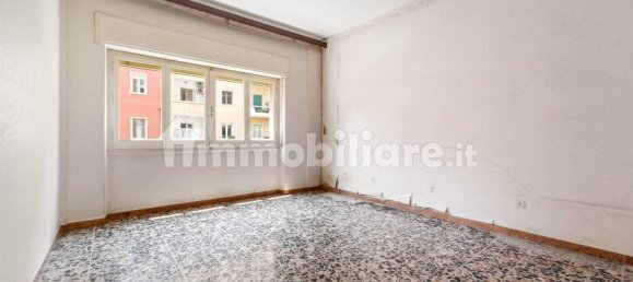 Квартира с 4 спальнями в Кальяри, Италия № 355604 11