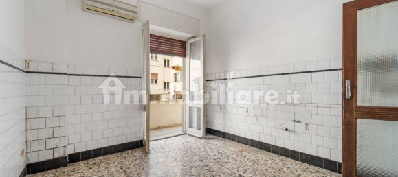 Квартира с 4 спальнями в Кальяри, Италия № 355604 10