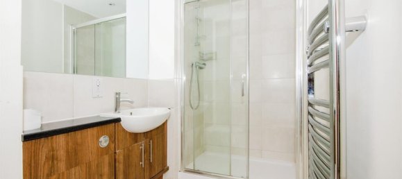 2 bedrooms Apartment in Edgware, United Kingdom No. 6363 7