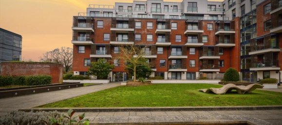 2 bedrooms Apartment in Edgware, United Kingdom No. 6363 8