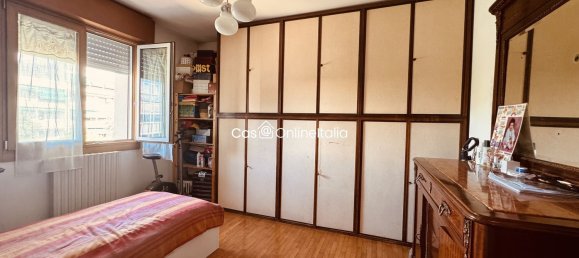 Apartamento de 5 habitaciónes en Prato, Italy No. 275484 16