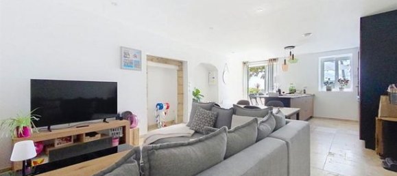 3 bedrooms Apartment in Rhone, France No. 289262 3