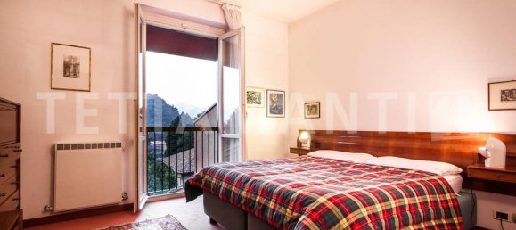 Villa de 3 dormitorios en Como, Italy No. 230372 11