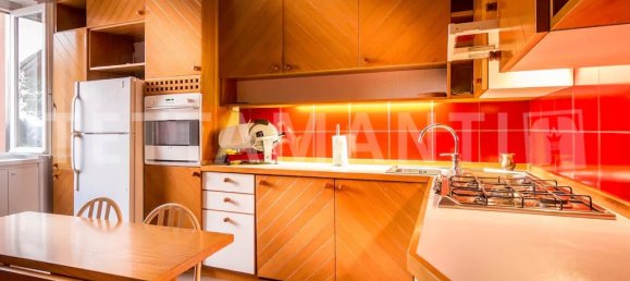 Villa de 3 dormitorios en Como, Italy No. 230372 10