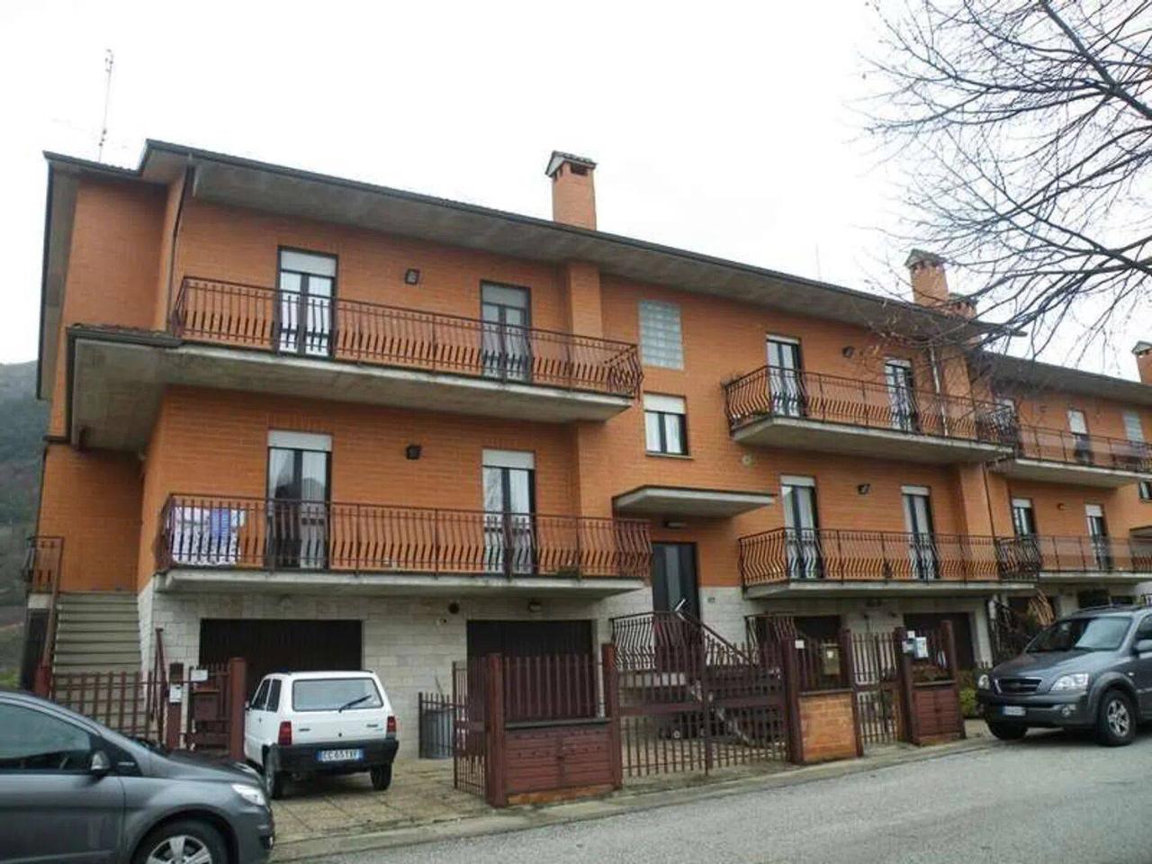 5-Zimmer Wohnung in Gubbio, Italy, Nr. 166120