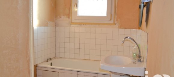 Adosado de 3 dormitorios en Aillianville, France No. 45558 6