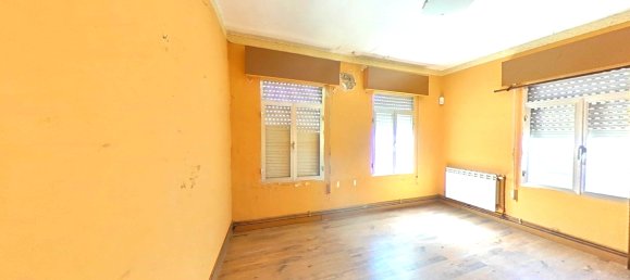 Moradia em banda T4 em Puente de Domingo Florez, Spain N.º 82946 7