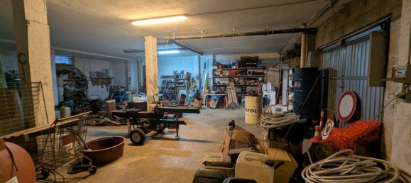 Gewerbliche Immobilie in Olbia, Italy 270m², Nr. 360810 2