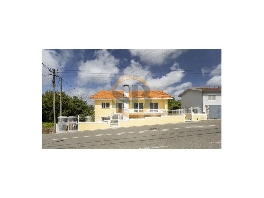 3 bedrooms House in Argoncilhe, Portugal No. 331889