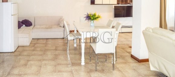 Apartamento de 4 dormitorios en Sveti Vlas, Bulgaria No. 1093 13