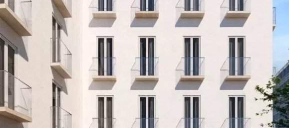 3 bedrooms Apartment in Lisbon, Portugal No. 10783 10